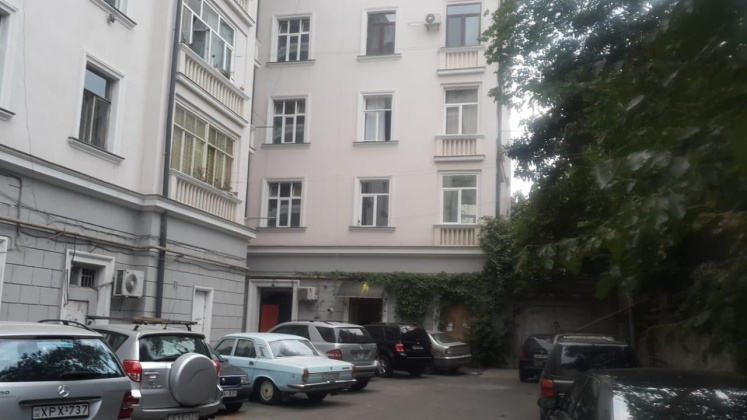 4 D. Uznadze Street, Tbilisi, 2 Bedrooms Bedrooms, ,1 BathroomBathrooms,Apartment,For Sale,D. Uznadze Street,1,3107